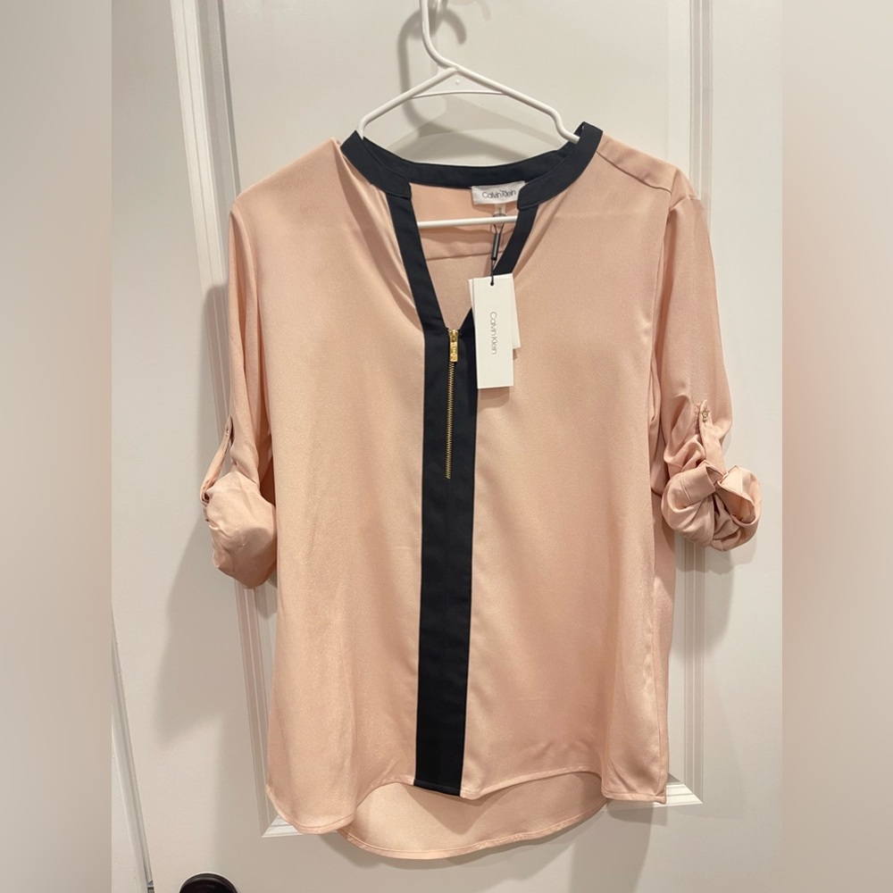 NWT CALVIN KLIEN BLOUSE